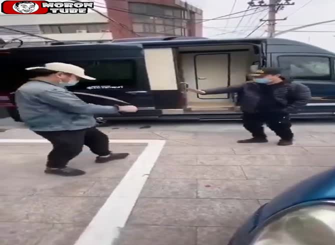 Video :Welcome one another without worrying about contracting the coronavirus (China)